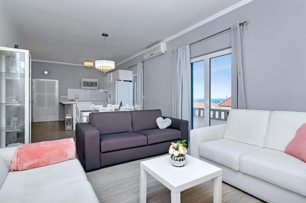 Apartments Gisela Макарска Экстерьер фото