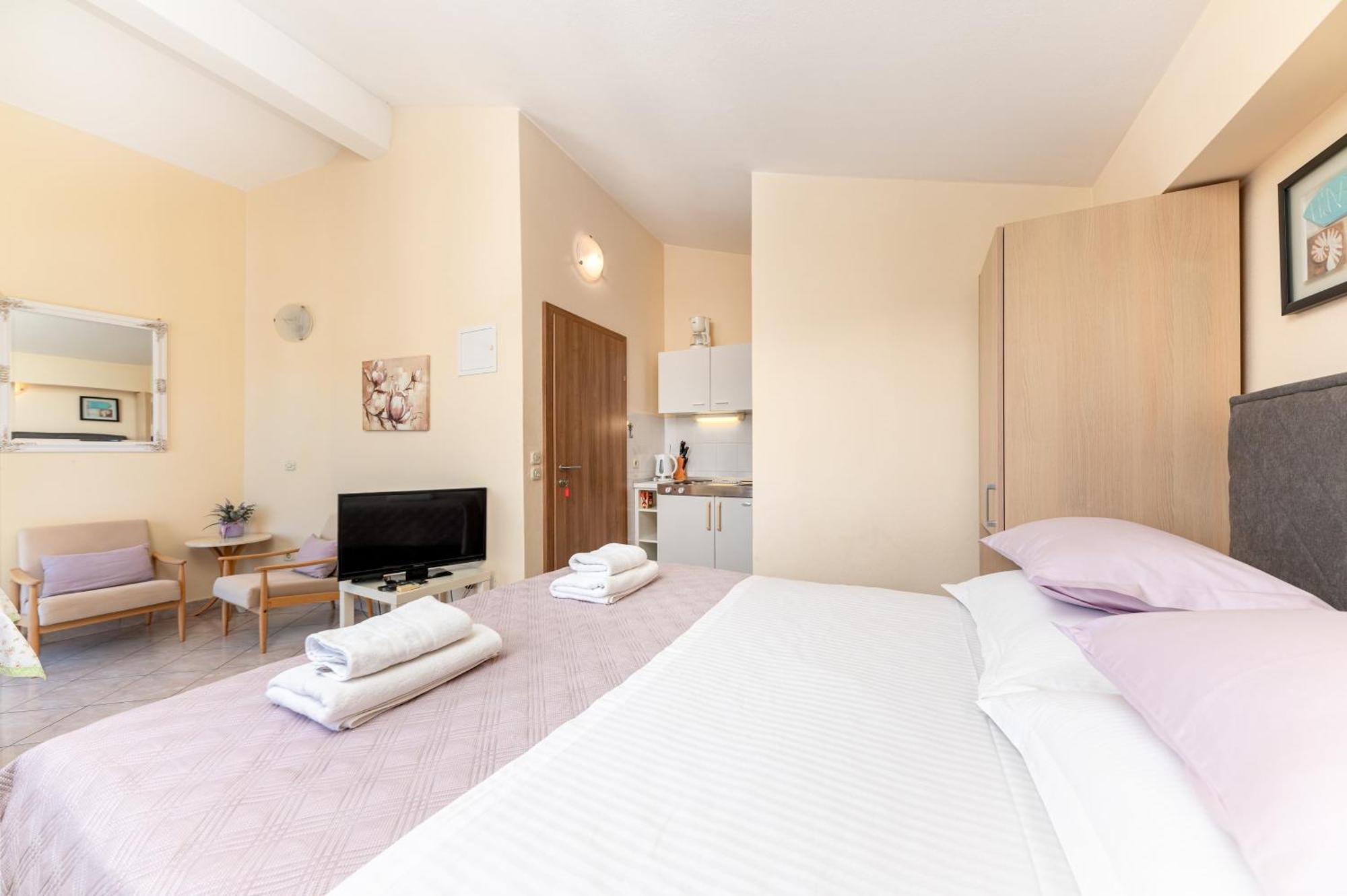 Apartments Gisela Макарска Номер фото